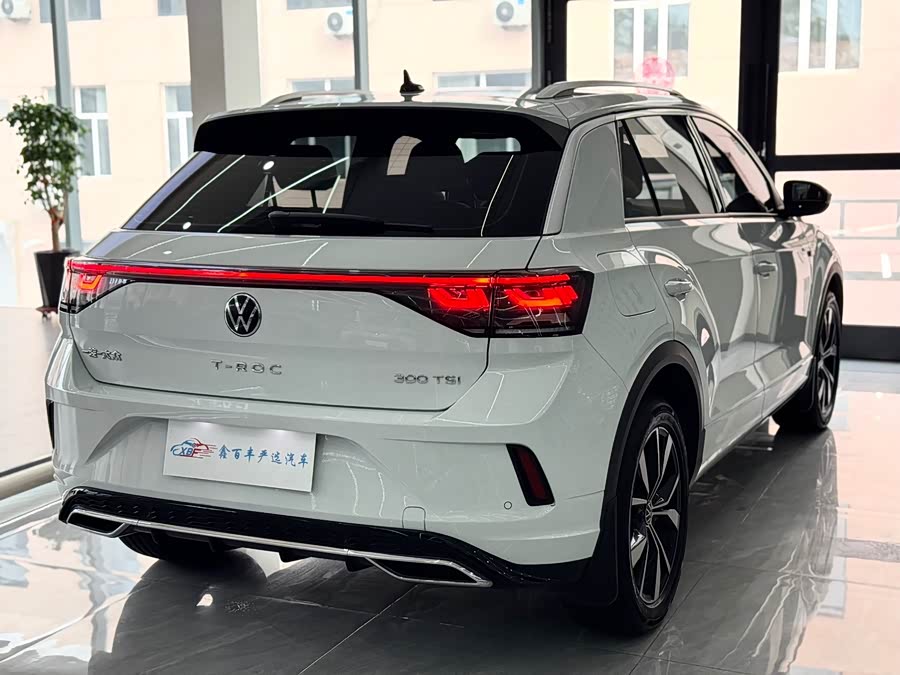 Volkswagen T-Roc 2024 — фото 10