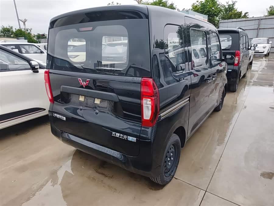 Wuling Zhiguang New Energy 2025