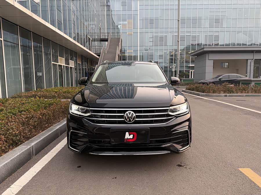 Volkswagen Tiguan L 2025