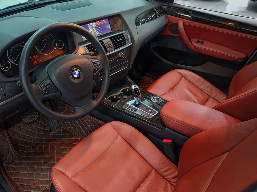 BMW X3 2013 — фото 12