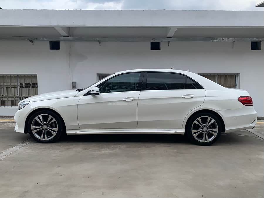 Mercedes-Benz E-Class 2015