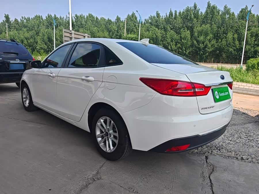 Ford Forrest 2019