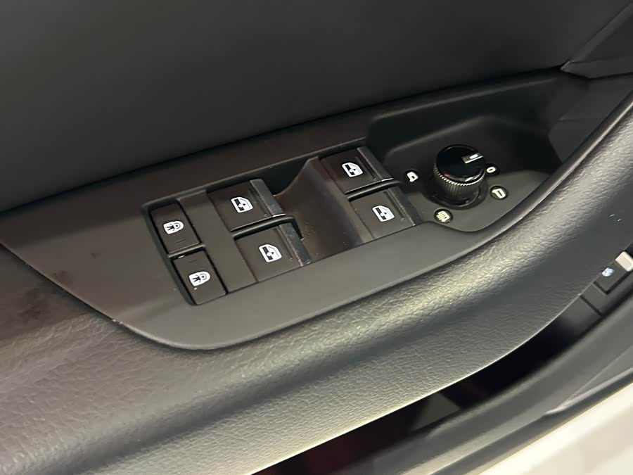 Audi A6L 2021