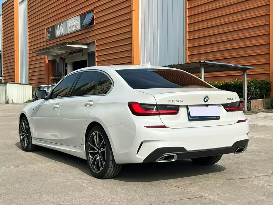 BMW 3 Series 2021