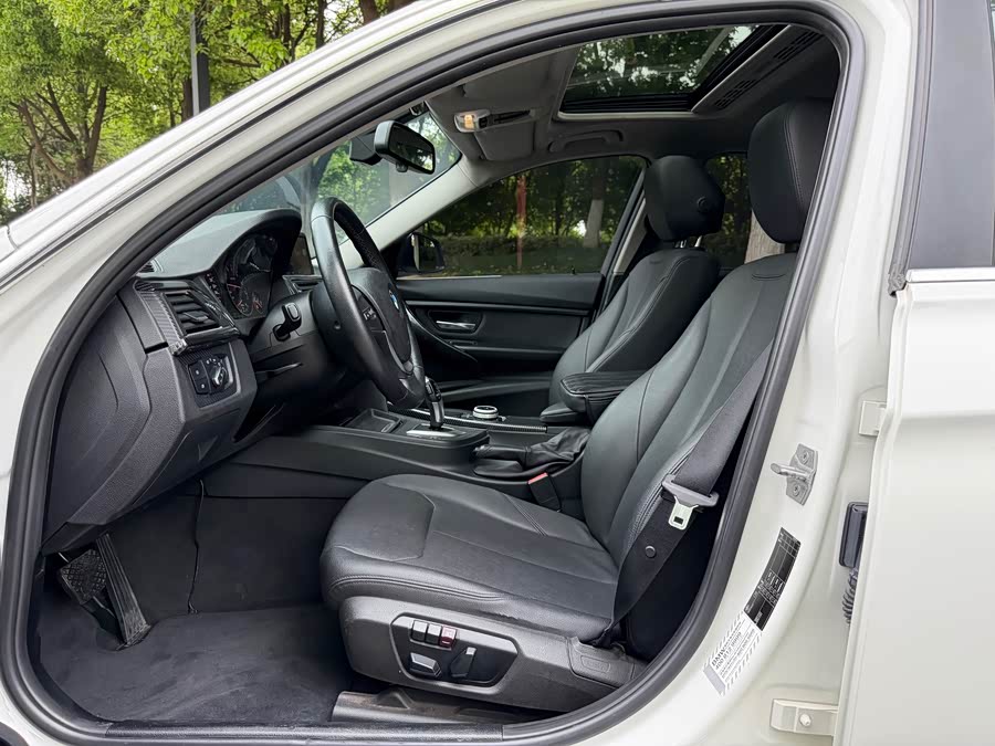 BMW 3 Series 2015