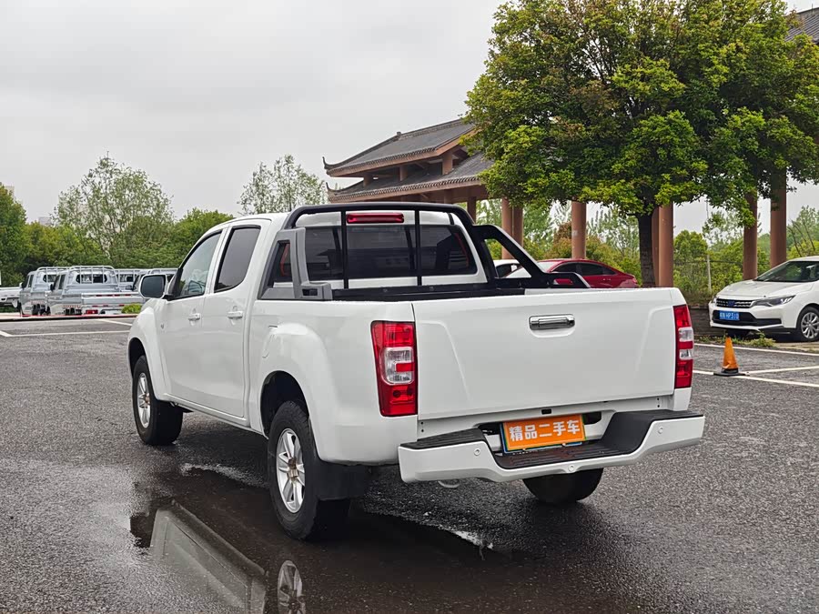 Isuzu RE-MAX Ruimai 2018