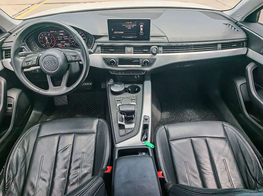 Audi A4L 2018 — фото 13
