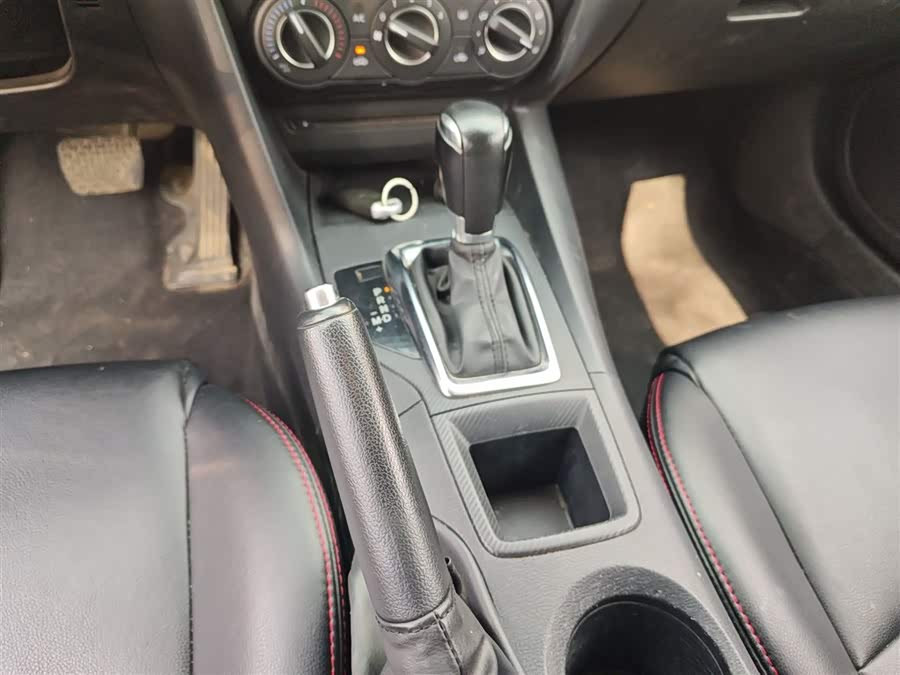 Mazda 3 Angkesela 2014