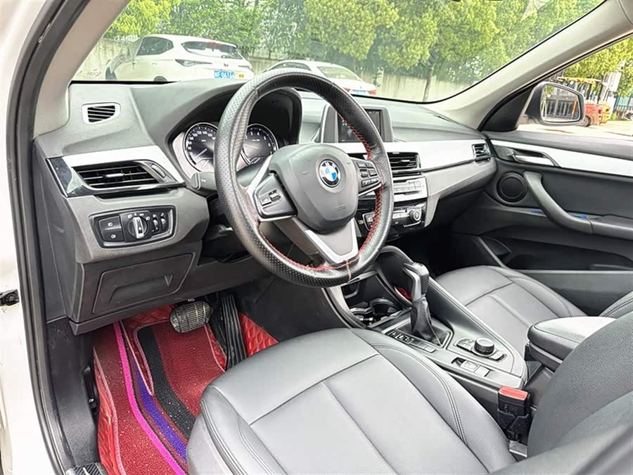 BMW X1 2019 — фото 12