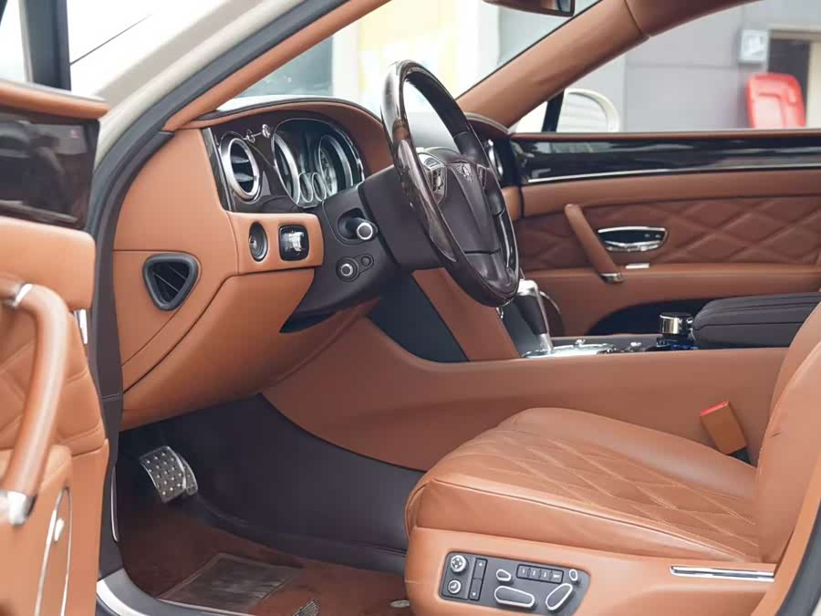 Bentley Flying Spur 2013