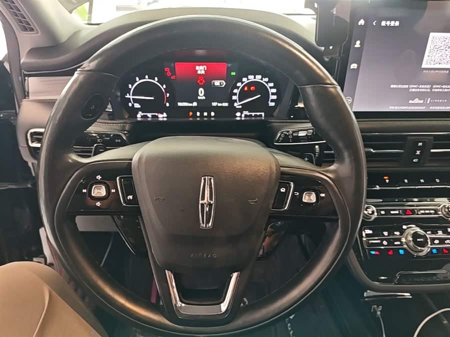 Lincoln Corsair 2020 — фото 11
