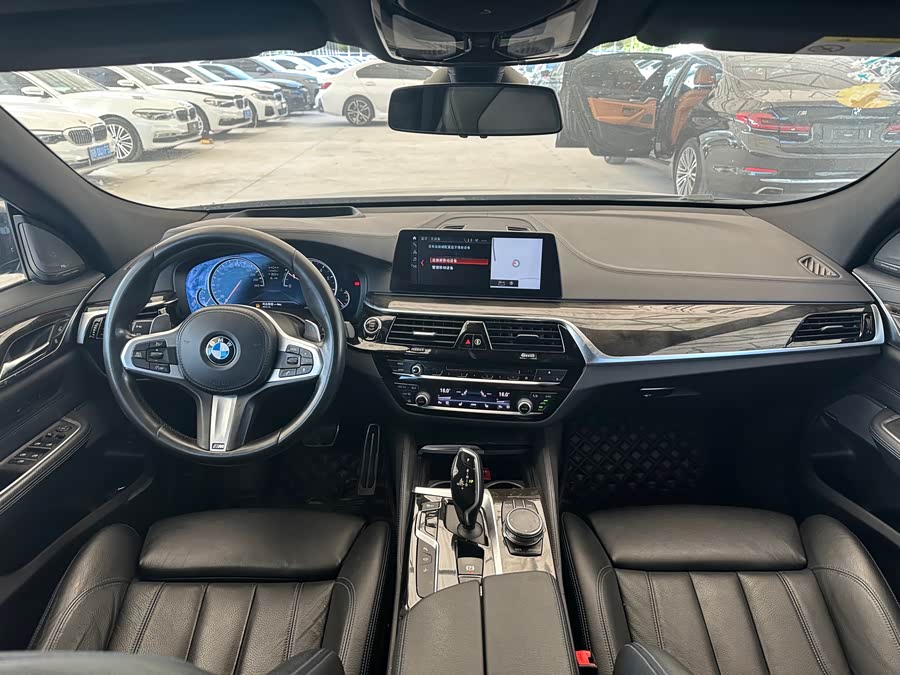 BMW 6 Series GT 2018 — фото 22