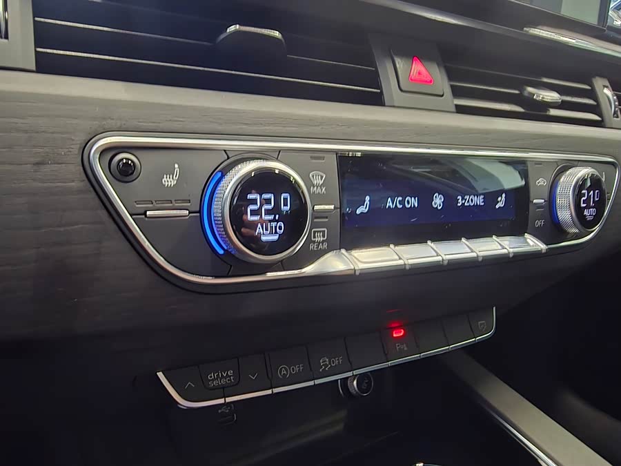 Audi A4L 2025