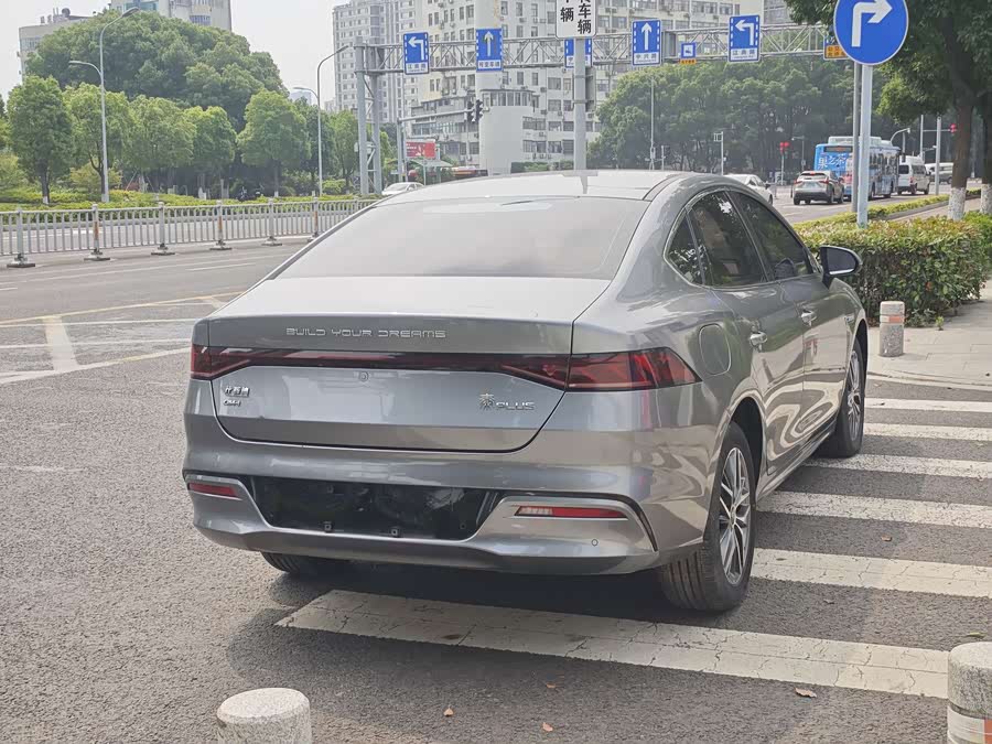 BYD Qin PLUS 2023 — фото 15
