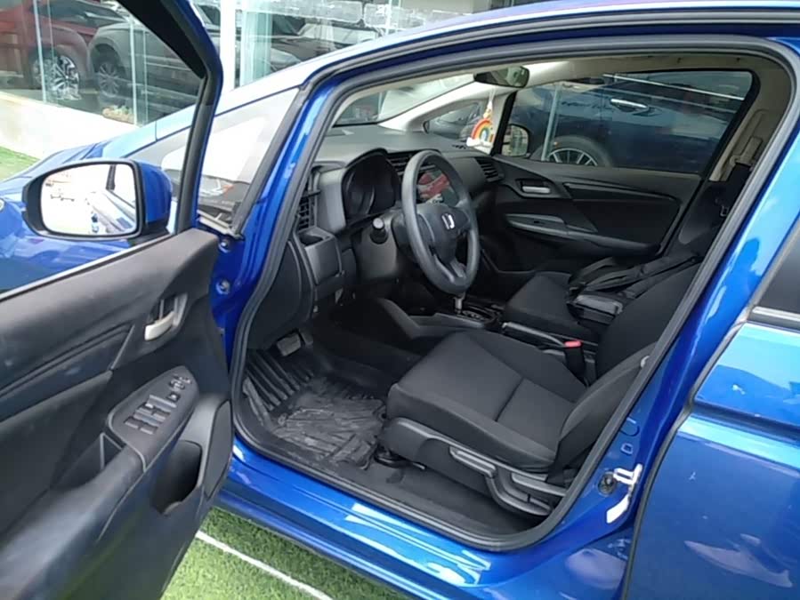 Honda Fit 2018 — фото 15