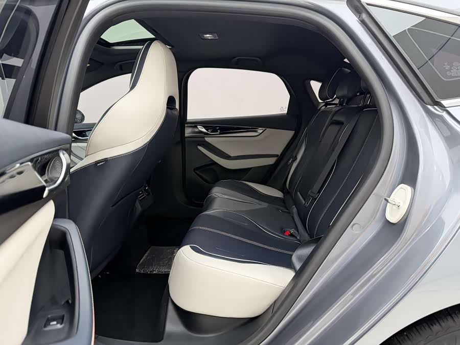 BYD Qin PLUS 2021 — фото 17