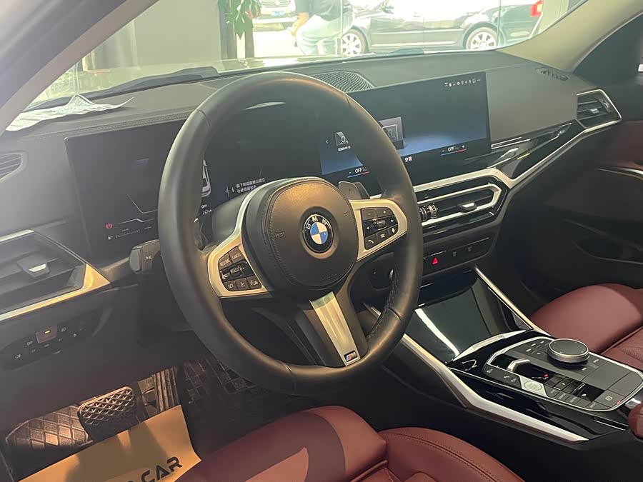 BMW 3 Series 2023 — фото 13