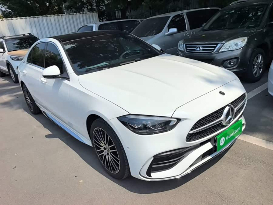 Mercedes-Benz C-Class 2025