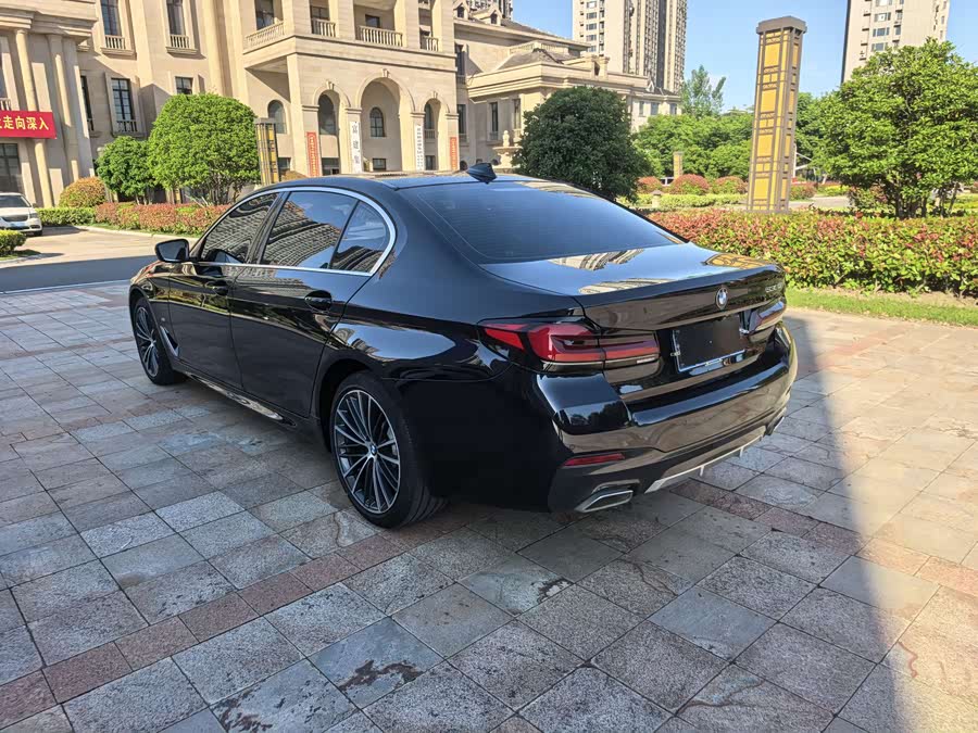 BMW 5 Series 2021