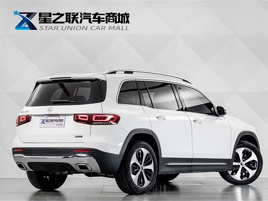 Mercedes-Benz GLB 2023