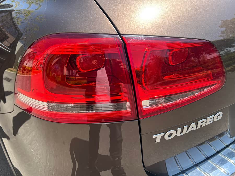 Volkswagen Touareg 2013 — фото 12