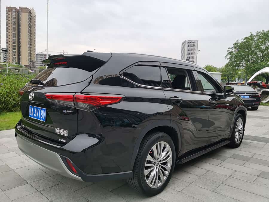 Toyota Highlander 2024