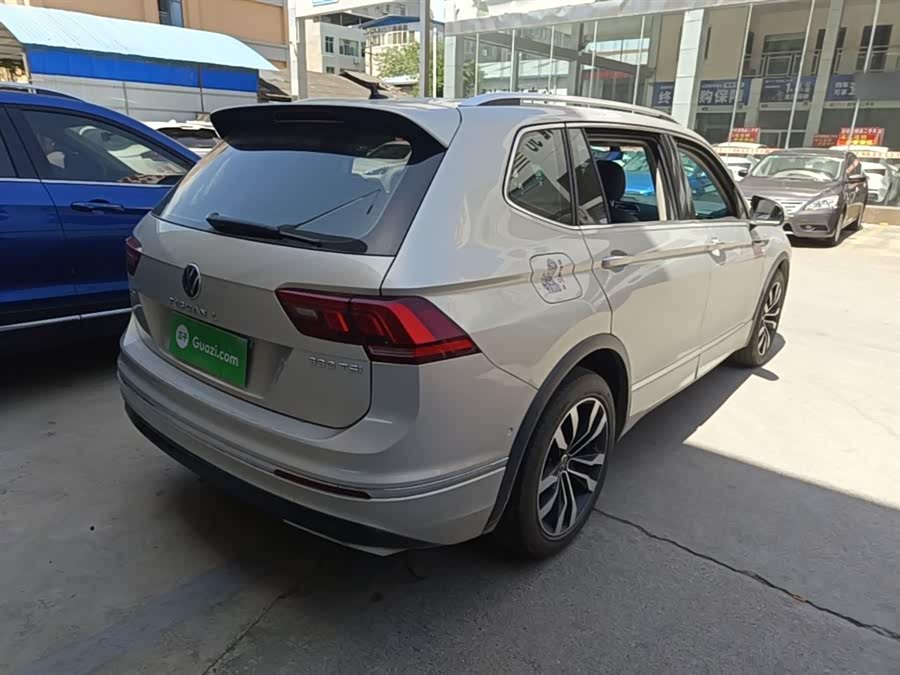 Volkswagen Tiguan L 2021