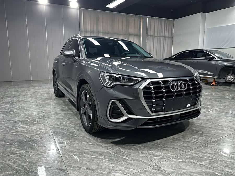 Audi Q3 2023