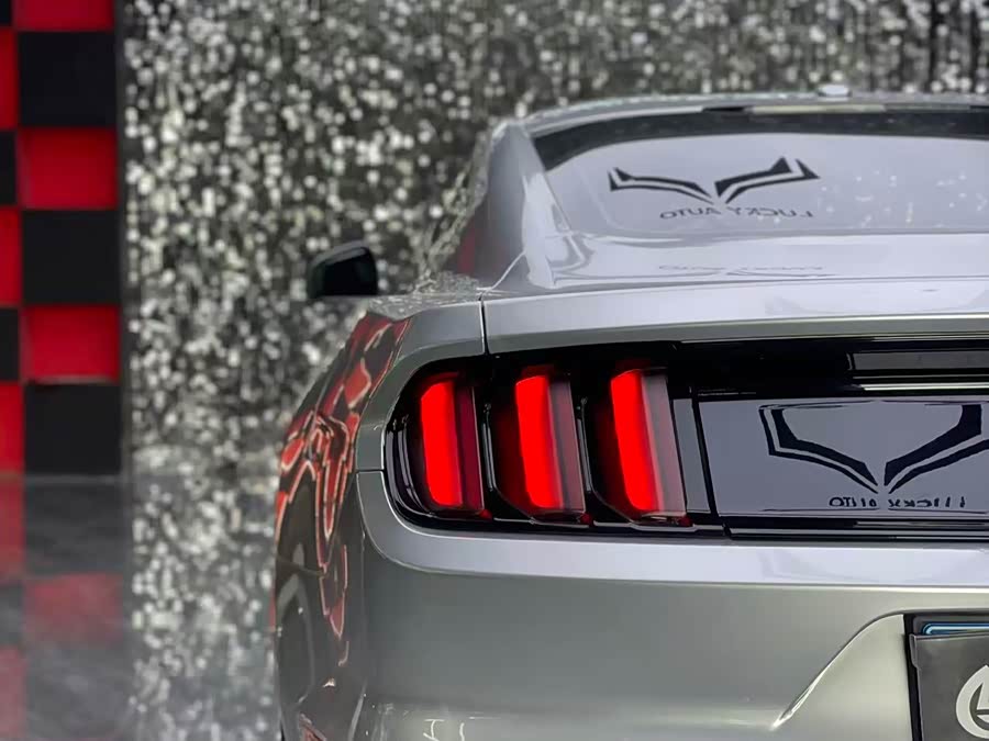 Ford Mustang 2015