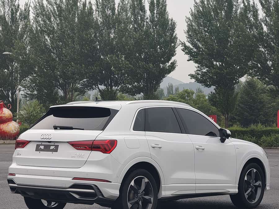 Audi Q3 2022