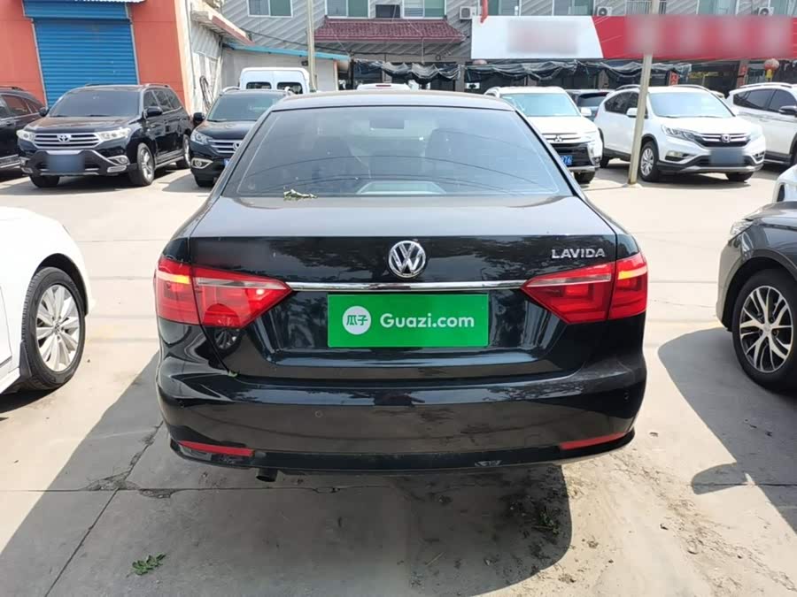 Volkswagen Lavida 2015
