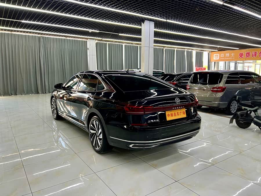 Volkswagen Passat 2024