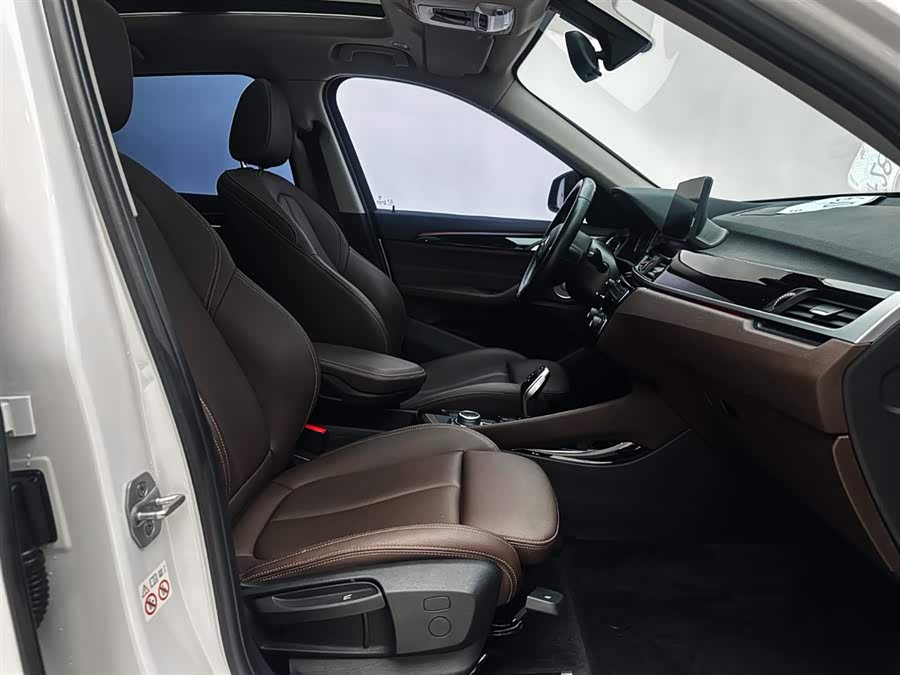 BMW X1 2022 — фото 16