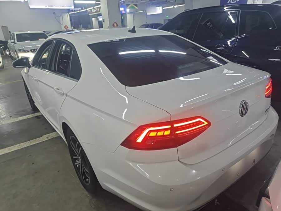 Volkswagen Lamando 2021