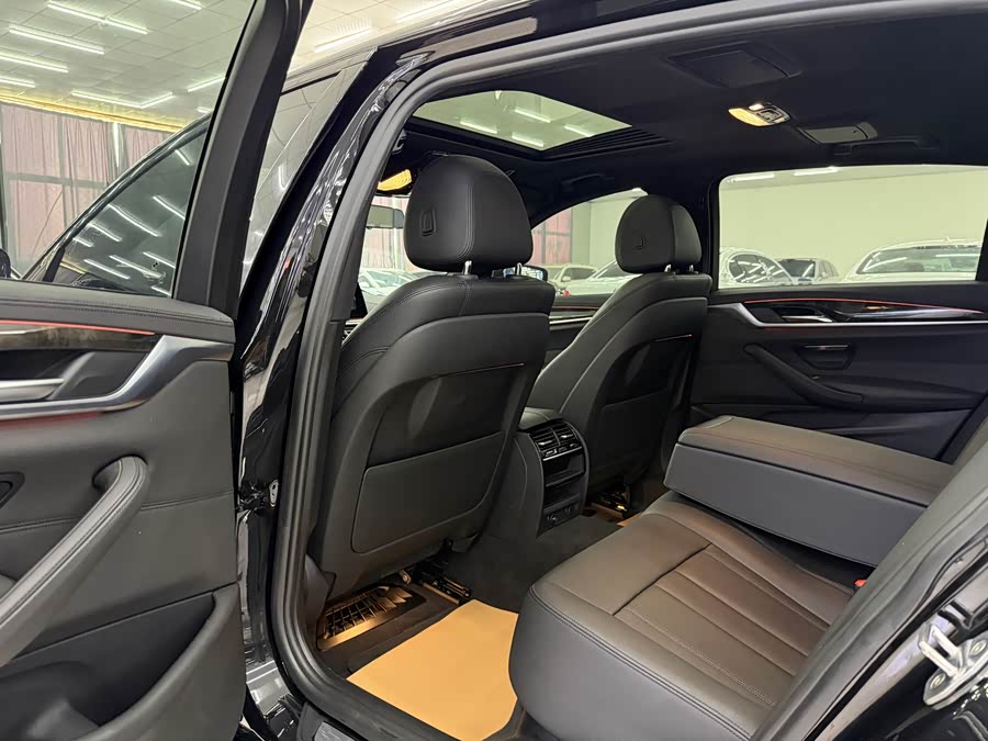 BMW 5 Series 2018