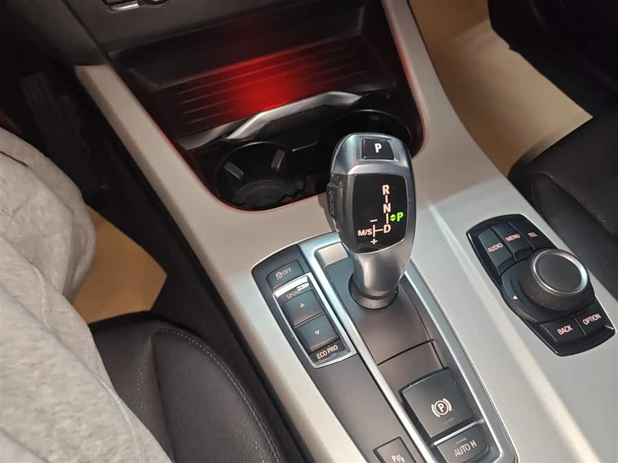 BMW X3 2016 — фото 14
