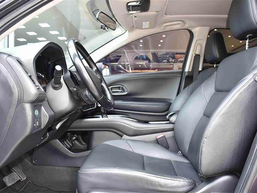 Honda Vezel 2015