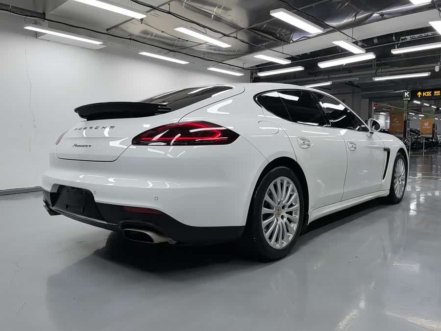 Porsche Panamera 2014 — фото 17