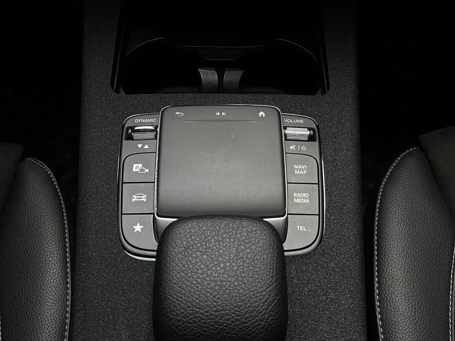 Mercedes-Benz A-Class 2021 — фото 18