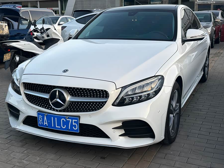 Mercedes-Benz C-Class 2020