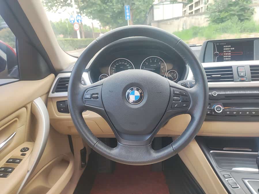 BMW 3 Series 2013