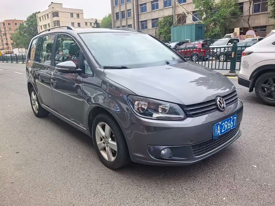 Volkswagen Touran 2013