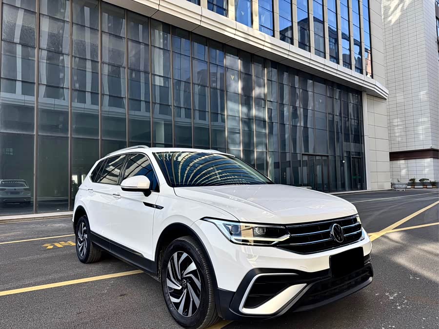 Volkswagen Tiguan L 2022