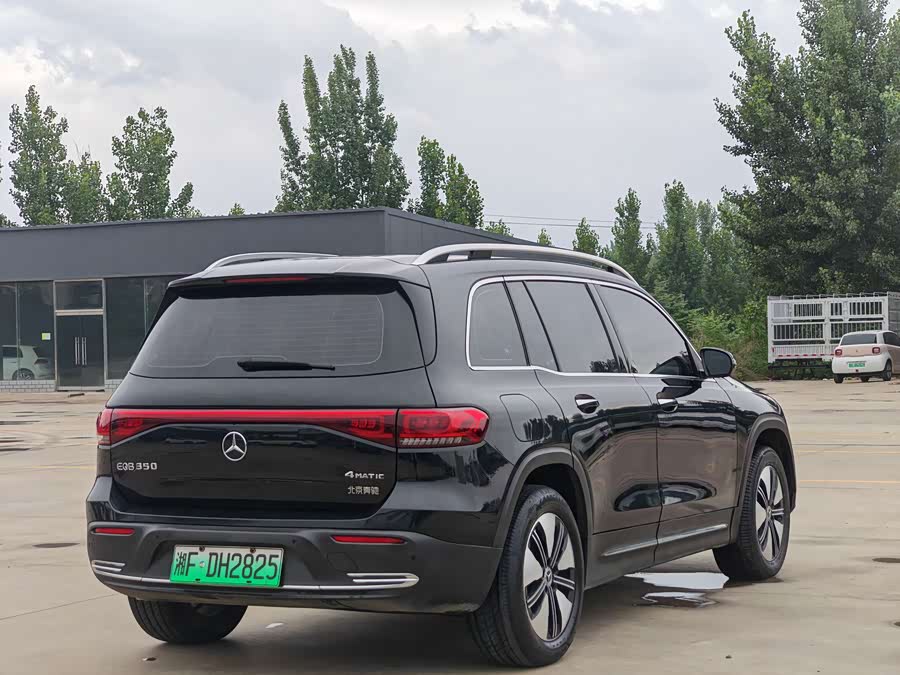 Mercedes-Benz EQB 2024