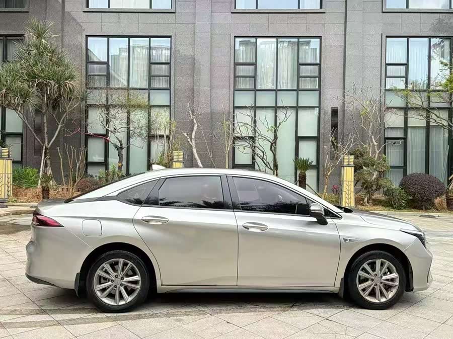 Aion S 2022