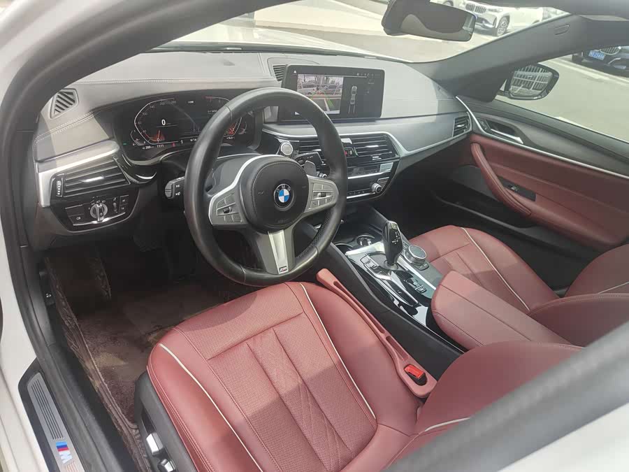 BMW 5 Series 2023