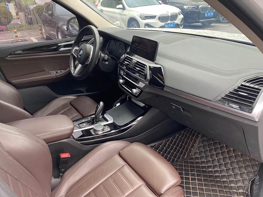 BMW X3 2018 — фото 19