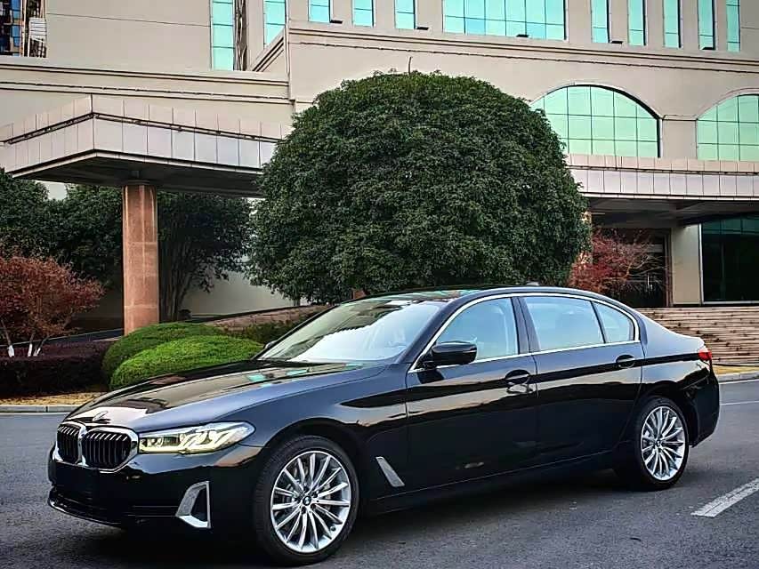 BMW 5 Series 2021