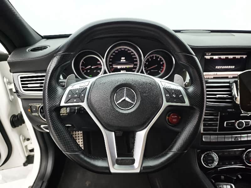 Mercedes-Benz CLS AMG 2012 — фото 11