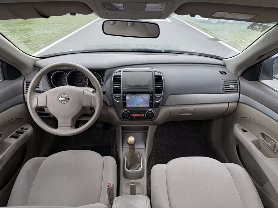 Nissan Sylphy 2012